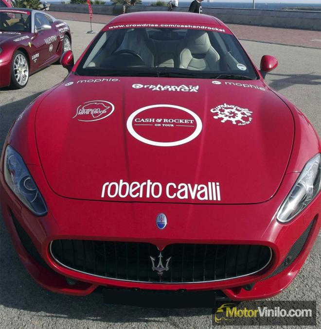 Maserati con Vinilo Brillante