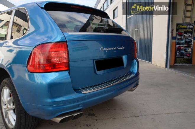 Porsche Cayenne  vinilo azul metalizado