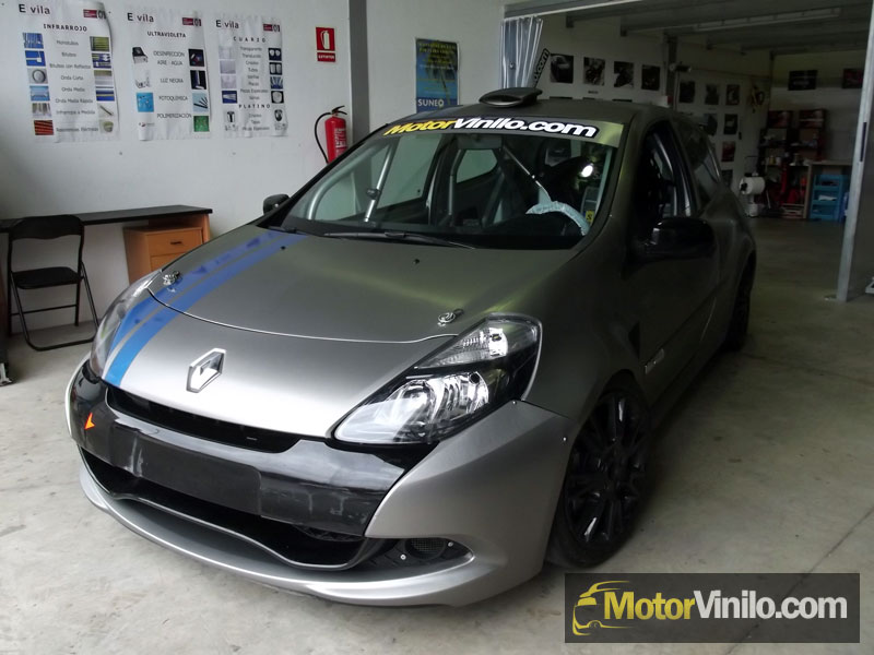 Clio Forrado Integral con Titanio Cepillado 3M