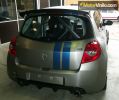 Clio con Franjas Azules de Vinilo Brillante