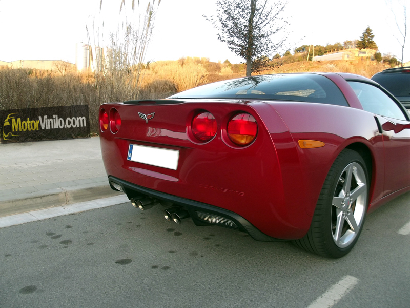 Piezas del Corvette Forradas en Vinilo Carbono