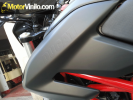 Detalle moto negro mate