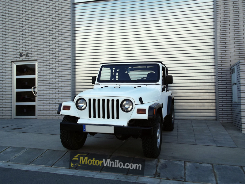 Jeep Wrangler Vinilado en Blanco Mate 1080-M10