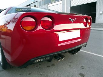 corvette_rojo_vista_trasera