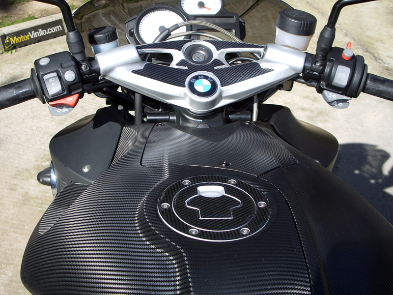 Depósito de la BMW K1200R Forrado en Carbono Brillante