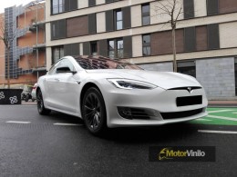 Tesla Model S 75 vinilado Blanco brillo 