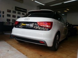 Audi A1 vinilo portón maletero negro brillante
