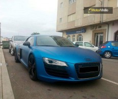 Audi R8 vinilo azul metalizado mate