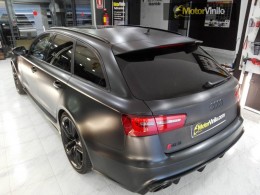 Audi RS6 vinilo Negro satinado y carbono brillo