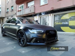 Audi RS6 vinilado Negro satinado y carbono brillo