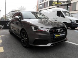 Audi S1 vinilo charcoal brillante