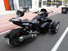 Can-am spyder vinilado Carbono brillo