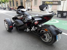 Can-am spyder vinilo Carbono brillo