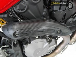 Ducati Monster 821 vinilo personalizado carbono brillo