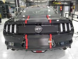 Ford Mustang 5.0 Franjas carbono e impresiones