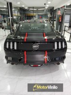 Ford Mustang 5.0 Franjas vinilado carbono e impresiones