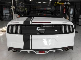 Ford Mustang franjas Negro mate