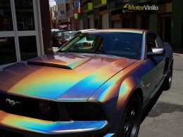 ford-mustang-gloss-flip-psychedelic-frontal