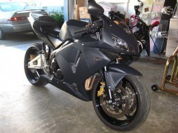 Honda Forrada con Vinilo Carbono Brillante Scotchprint