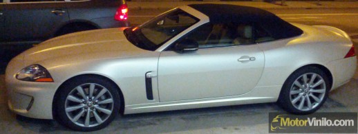 Jaguar XK Cabrio forrado vinilo blanco perla