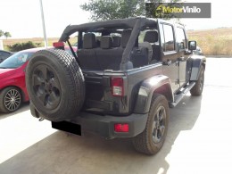 jeep-rubicon-llantas-negro-mate-detras