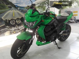 Kawasaki Z750 verde envidia
