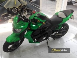 Kawasaki Z750 vinilo verde envidia