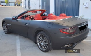 Maserati GranCabrio forrado negro mate