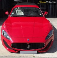 maserati grancabrio vinilo rojo brillante