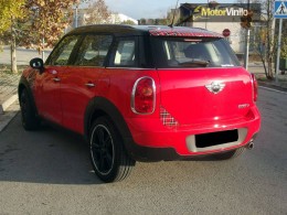 mini_countryman_vinilo_rojo_brillante_detalles_tartan