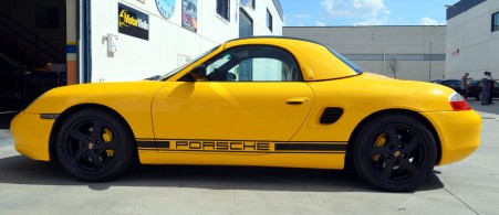 porsche boxster film amarillo sunflower llantas negro mate