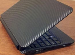 Portátil Forrado en Vinilo Carbono Mate 3M DI-NOC