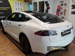 Tesla Model S 75 vinilado Blanco brillo 