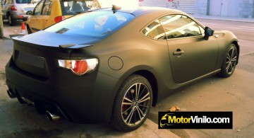 Toyota GT86 vinilo negro mate