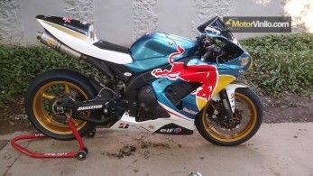 Yamaha R1 diseño personalizado RedBull